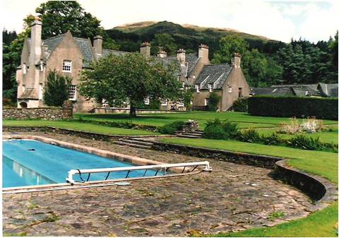 view-with-swimming-pool-looking-northeast View, with swimming pool, looking Northeast